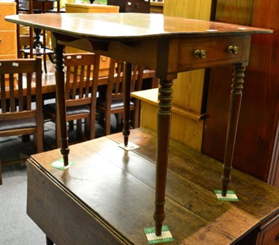 Lot 1265 - A 19th century mahogany Pembroke table