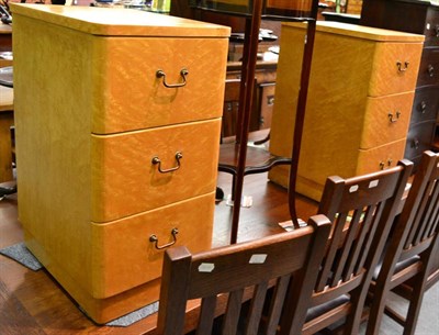 Lot 1274 - A pair of birdseye maple bedside cupboards