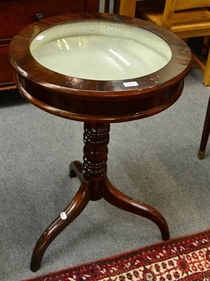 Lot 1292 - A 19th century mahogany circular tripod bijouterie table