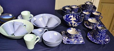 Lot 1460 - Portmeirion Sophie Conran pottery and a quantity of Sophie Hamilton pottery (32)