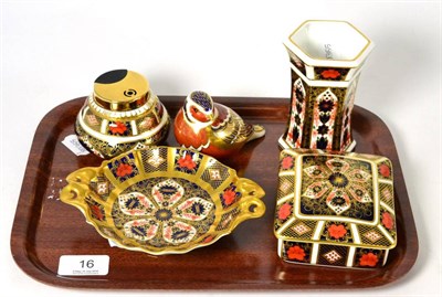 Lot 16 - A Royal Crown Derby small two handled dish, cigarette box and cover, cigarette table lighter...