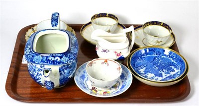 Lot 50 - A Worcester tea bowl, tea bowls and saucer, jug etc