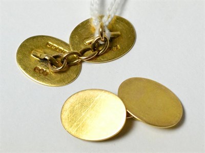 Lot 55 - A pair of 18ct gold cufflinks