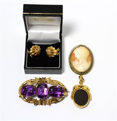 Lot 218 - Amethyst brooch, cameo, earrings and a bloodstone fob