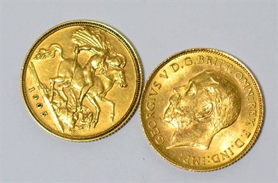 Lot 227 - Two George V half sovereigns, dated 1905 and 1914