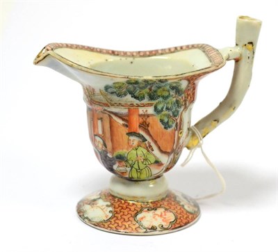 Lot 274 - A 18th century Chinese export cream jug