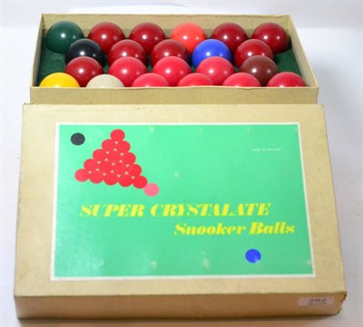 Lot 282 - Three boxes of snooker balls