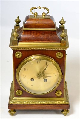 Lot 315 - A French striking mantel clock