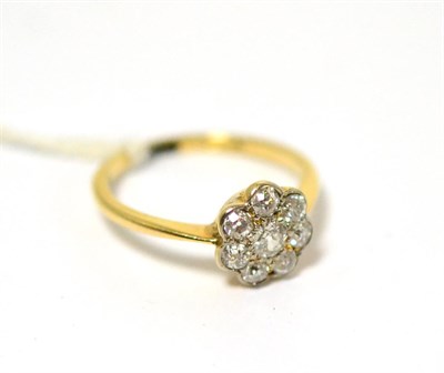 Lot 360 - A diamond eight stone cluster ring