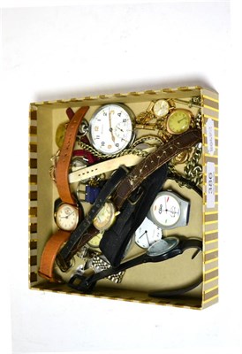 Lot 386 - A 9ct gold gentlemen's wristwatch, three lady's 9ct gold wristwatches, lady's wristwatch...