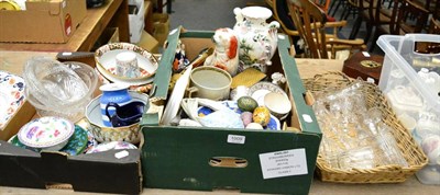 Lot 1009 - Ceramics and glass (in two boxes and a basket of glasses)