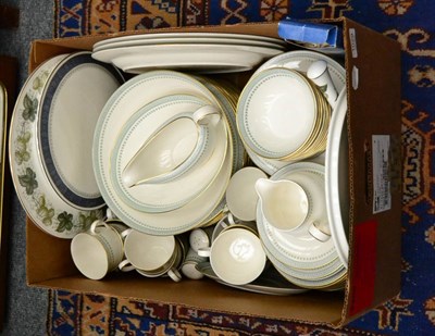 Lot 1029 - An extensive Royal Doulton ";Berkshire"; pattern dinner service (qty)