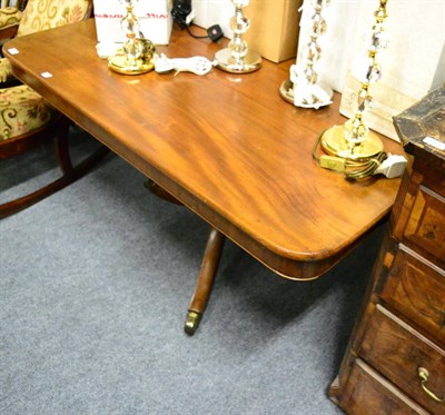 Lot 1120 - A Victorian mahogany tilt-top breakfast table