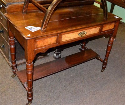 Lot 1275 - A walnut washstand