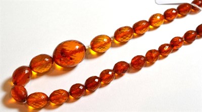 Lot 4 - An amber beaded necklace