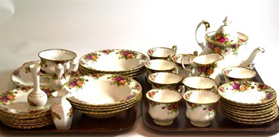 Lot 154 - A Royal Albert 'Old Country Roses' pattern part tea/dinner service