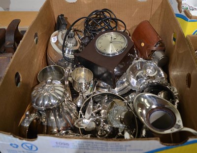 Lot 1095 - Assorted plated wares, bag of coins, pince nez, brass plate, electric clock etc