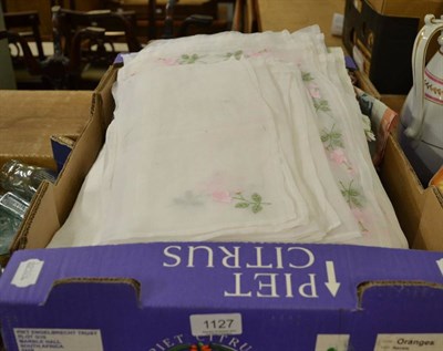 Lot 1127 - Assorted table linen including embroidered and appliqued examples, coloured linen etc (one box)