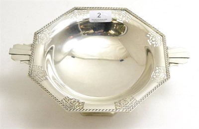 Lot 2 - A silver pedestal dish