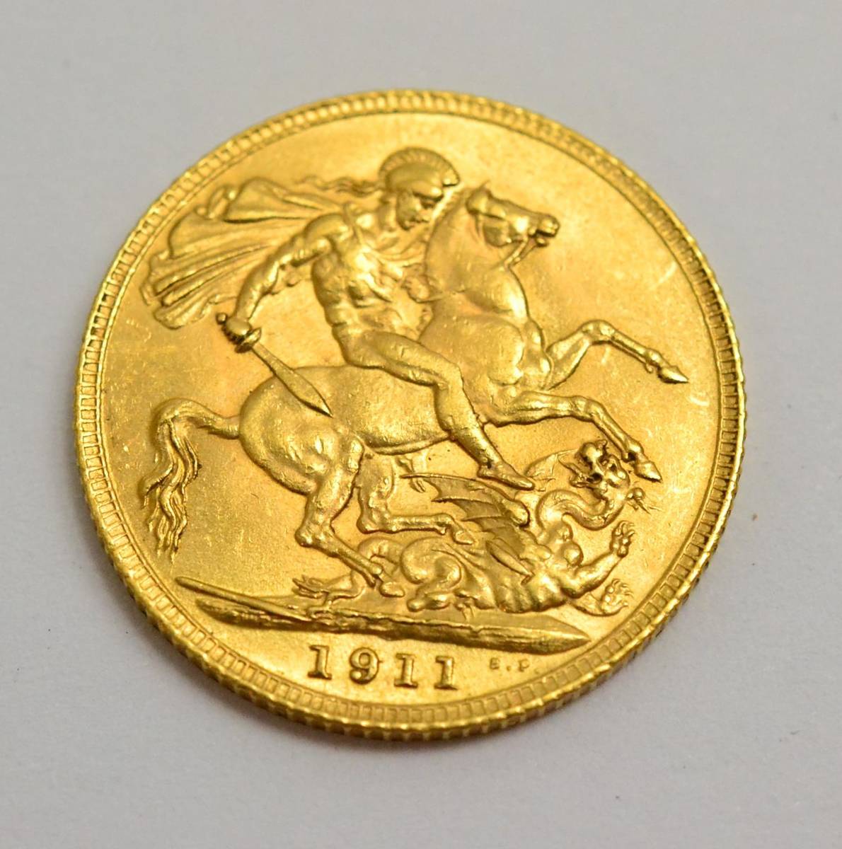 Lot 118 - A full sovereign dated 1911
