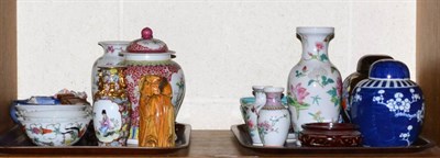 Lot 173 - Shelf of assorted 20th century Chinese ceramics
