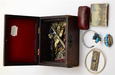 Lot 447 - A box of assorted costume jewellery and silver