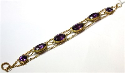 Lot 105 - An amethyst bracelet