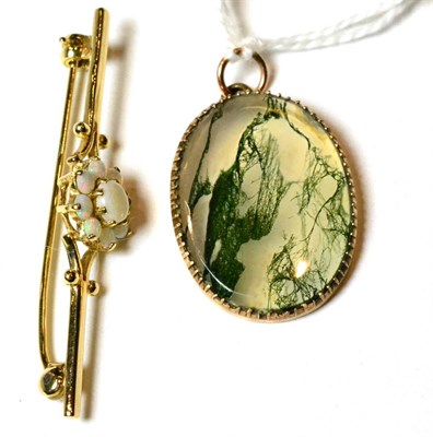 Lot 144 - A 9ct gold opal bar brooch and a moss agate pendant