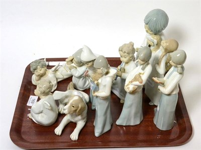 Lot 169 - A collection of Lladro, Nao and other porcelain figures of children