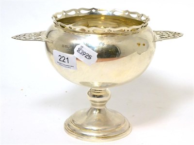 Lot 221 - Silver pedestal bowl