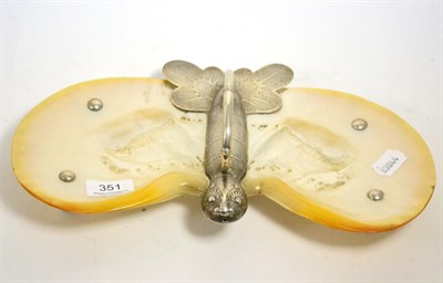 Lot 351 - A Chinese export silver and mother-of-pearl butterfly serving dish, character marks to base