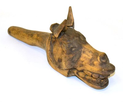 Lot 454 - A 19th century carved horse's head with moving jaw, tongue and ears, purchased in Prague, 28cm...