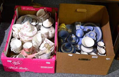 Lot 1076 - A quantity of Jasper Wedgwood ceramics, Royal Doulton Sherbrooke and Gainsborough part tea services