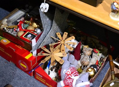 Lot 1079 - Three boxes of assorted Christmas ornaments and decorations