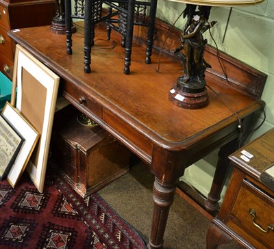 Lot 1298 - A Victorian oak side table