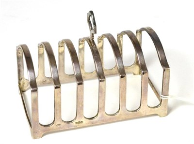 Lot 500 - A modern silver toast rack