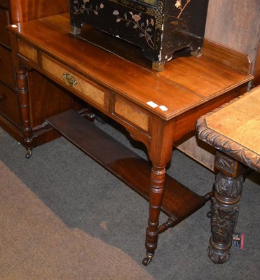 Lot 1270 - A walnut washstand