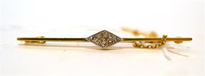 Lot 102 - A diamond bar brooch