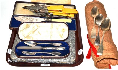 Lot 186 - A cased set of twelve teaspoons and a quantity of plated flatware