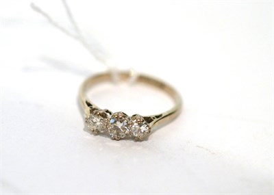 Lot 262 - A diamond three stone ring, 0.55 carat approximate total diamond weight