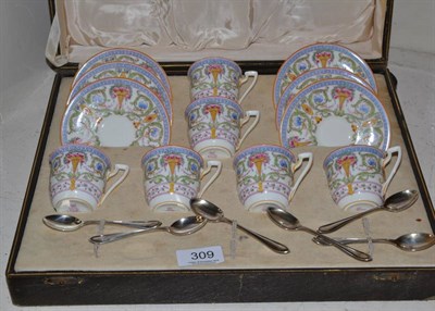 Lot 309 - A Royal Worcester Elegant pattern coffee set no 981 (cased)