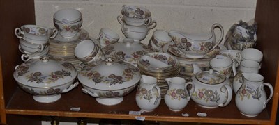 Lot 315 - An extensive Wedgwood Lichfield pattern dinner, tea and coffee service (qty)