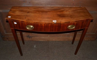 Lot 1386 - A Georgian style mahogany small D-shaped side table