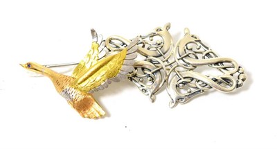 Lot 93 - An 18ct gold flying goose brooch and silver brooch