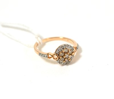 Lot 120 - A 9ct rose gold diamond cluster ring