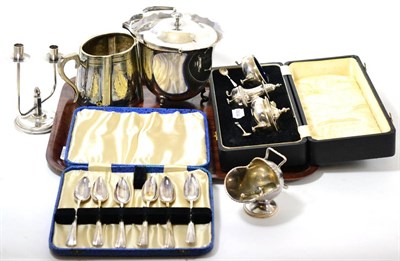 Lot 189 - Silver condiment set, cased and assorted items of silver plate