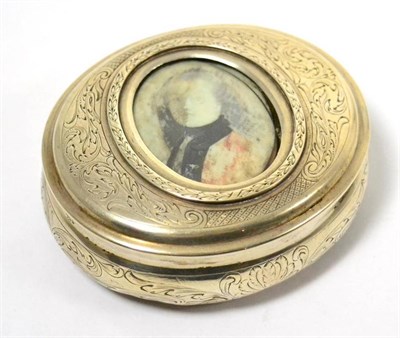 Lot 440 - An oval hinged box with portrait miniature to the top