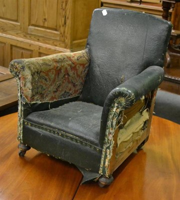 Lot 1226 - An early 20th century child's armchair