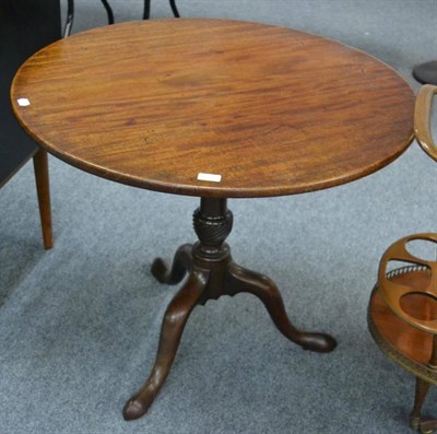 Lot 1131B - Georgian mahogany tripod table