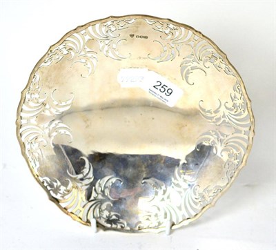 Lot 259 - A pierced silver dish, Sheffield 1946